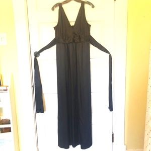 RIPE LIMITED MATERNITY GOWN BLACK SIZE M